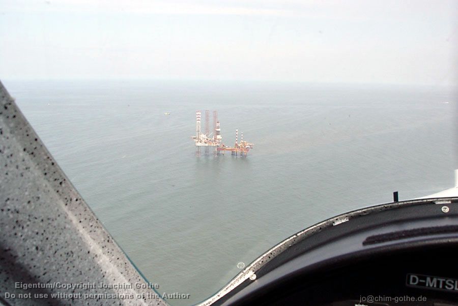 101MSD-DSC00831_DSC00831 Bohrinsel vor Ameland