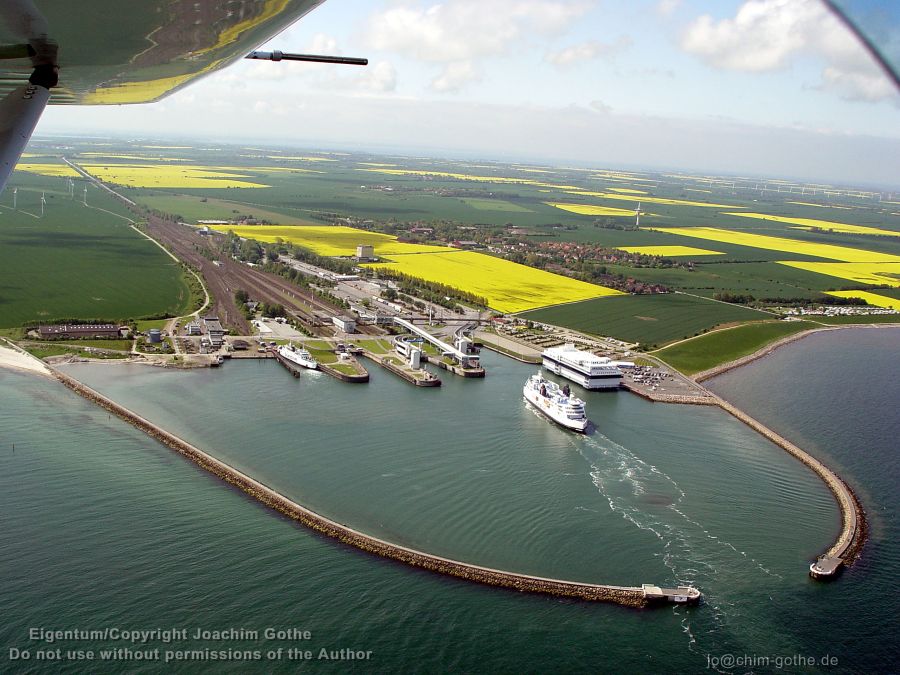 101MSD-DSC00209_DSC00209 Fehmarn Fährhafen Puttgarden